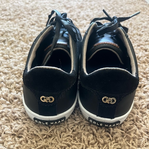 EUC COLE HAAN MARGO LEATHER LACE UP SNEAKERS - Picture 4 of 10